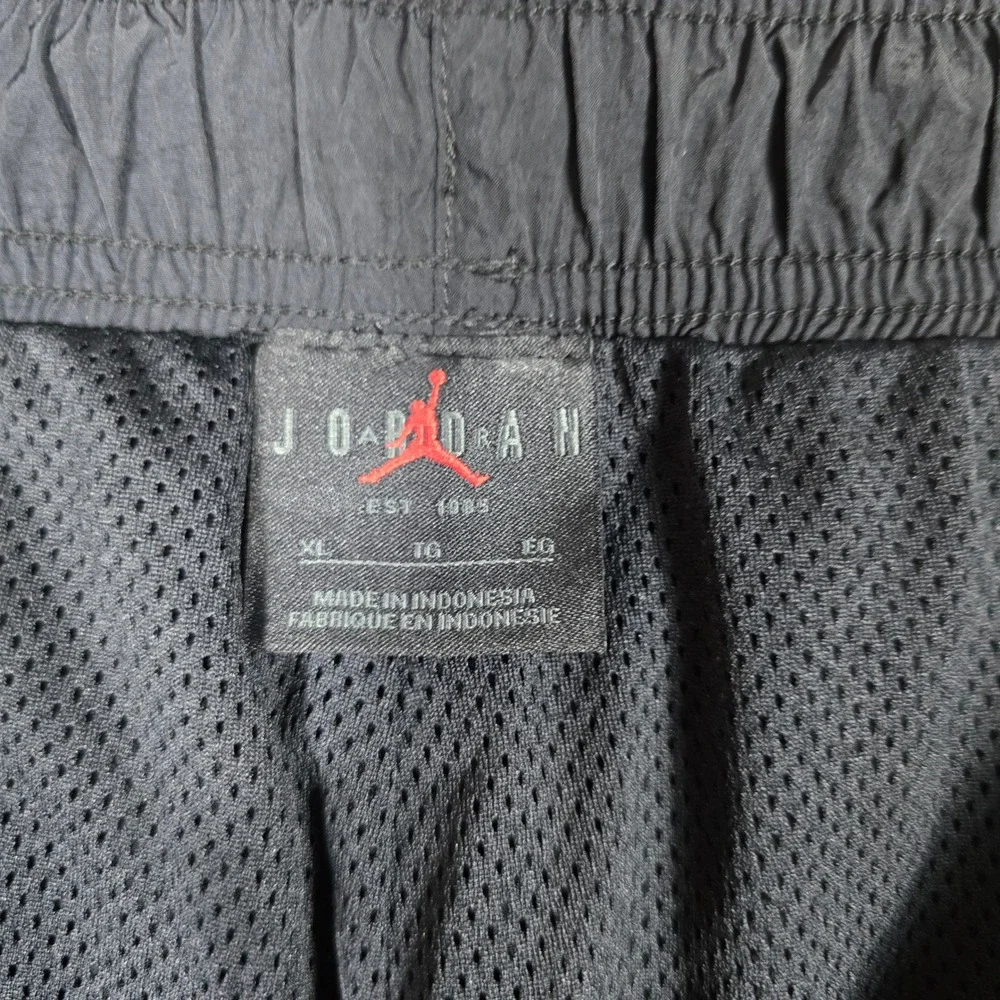 Jordan Flight Mens XL Black Nylon Windbreaker Track Pants Mesh Lined CV3174-010